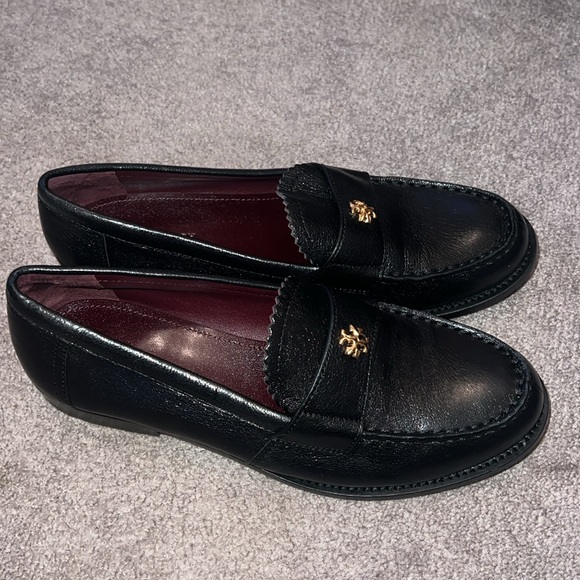 Tory Burch Classic Loafer - Picture 15 of 16